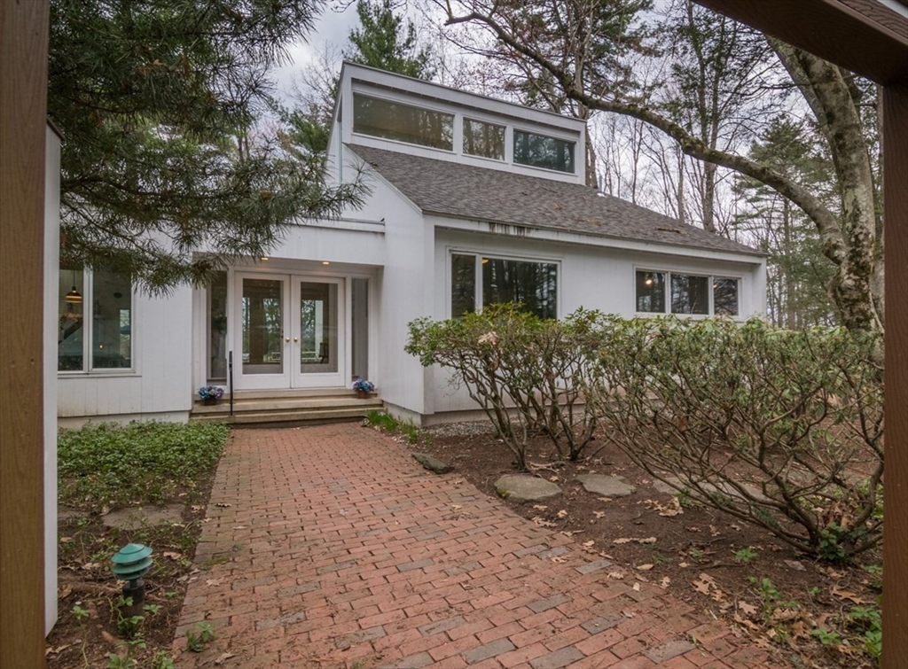 43 Morgan Circle Amherst, MA 01002 - Photo 1 of 42