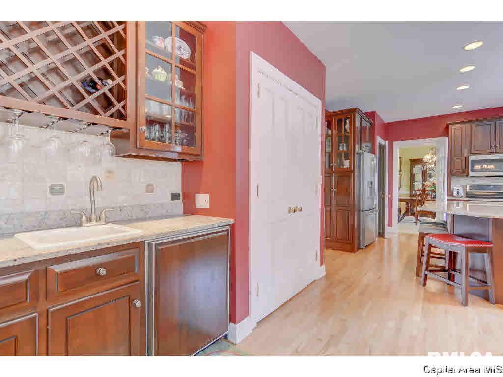 5009 Foxfire Court Springfield, IL 62711 - Photo 10 of 36