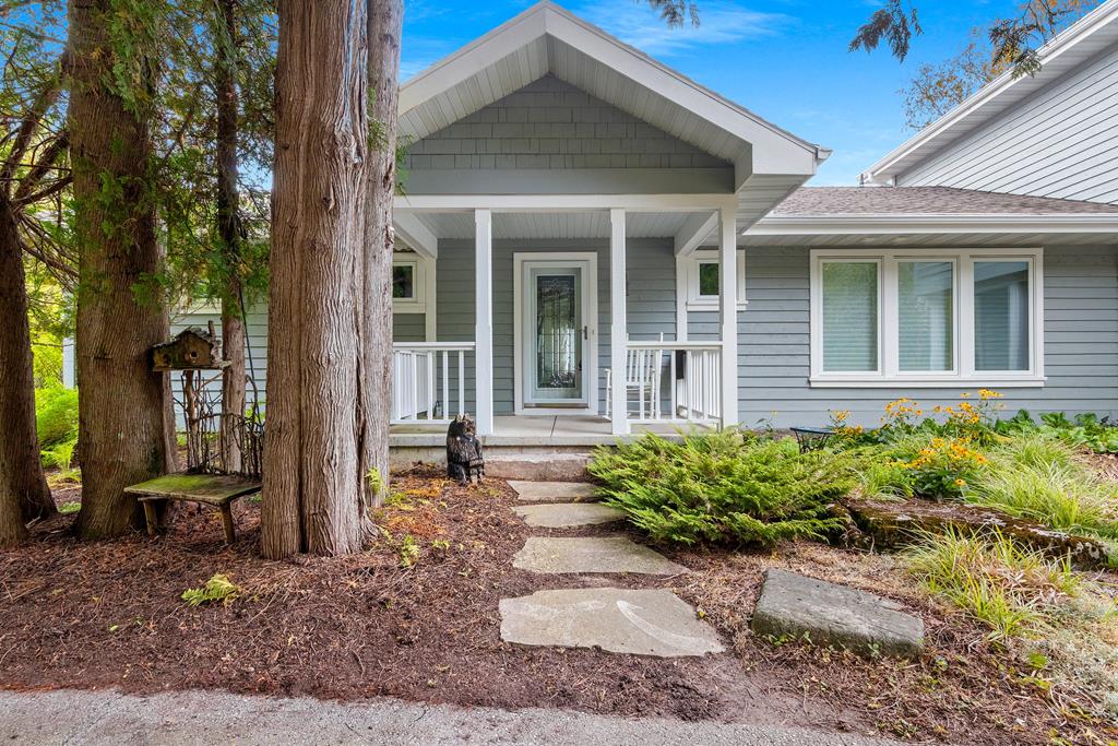 1674 Helmholz Road Sturgeon Bay, WI 54235 - Photo 5 of 56