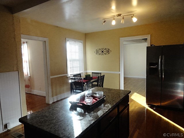 2100 Springdale Road Richmond, VA 23222 - Photo 13 of 28 a living room with furniture and a table