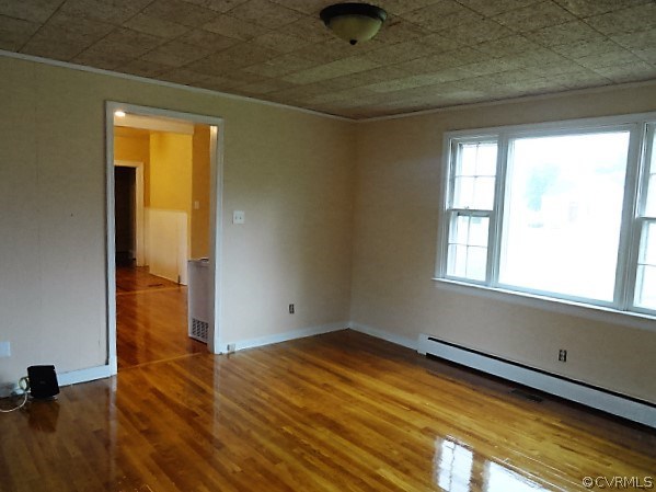 2100 Springdale Road Richmond, VA 23222 - Photo 17 of 28 a view of an empty room and window