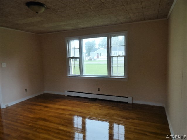 2100 Springdale Road Richmond, VA 23222 - Photo 18 of 28 a room with window