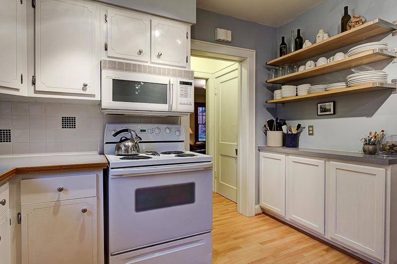 229 Fallis Road Columbus, OH 43214 - Photo 7 of 29 Gallery Image 7