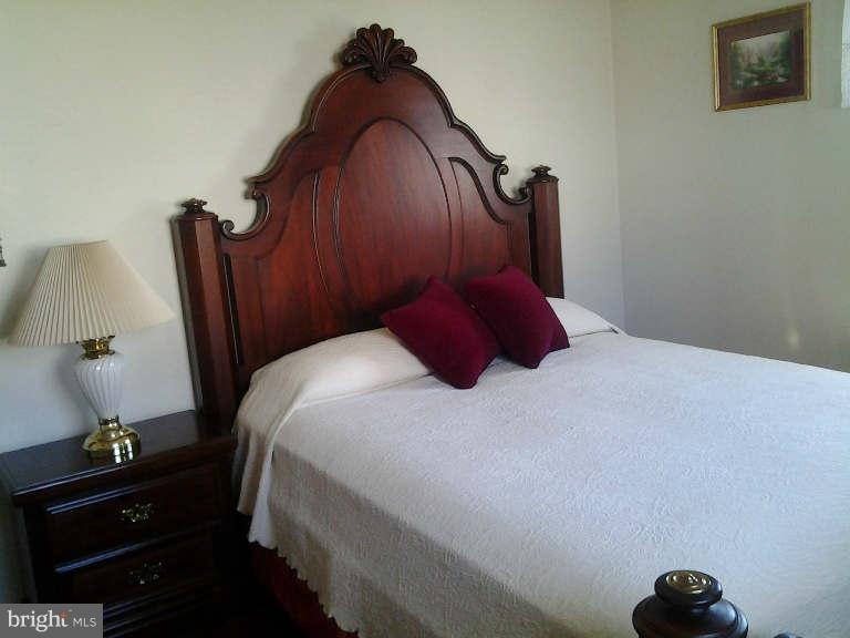 1223 Black Friars Road Baltimore, MD 21228 - Photo 7 of 11 Bedroom