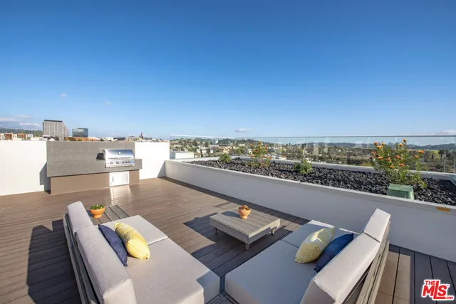 $2,592 | 515 West Broadway, Unit 223, Glendale, CA 91204