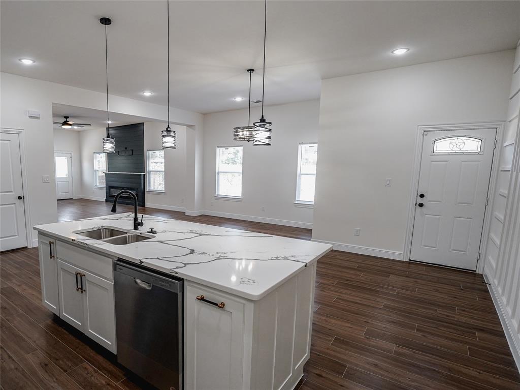 4206 Colonial Avenue Dallas, TX 75215 - Photo 13 of 25