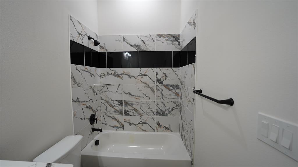 4206 Colonial Avenue Dallas, TX 75215 - Photo 18 of 25