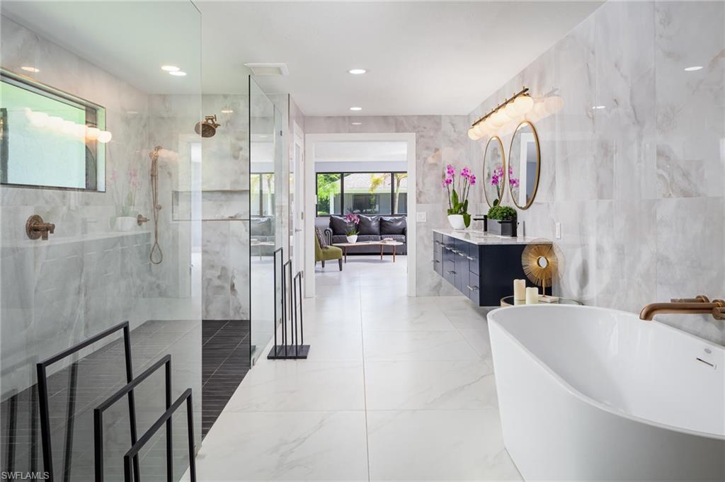 620 Carica Road Naples, FL 34108 - Photo 17 of 30