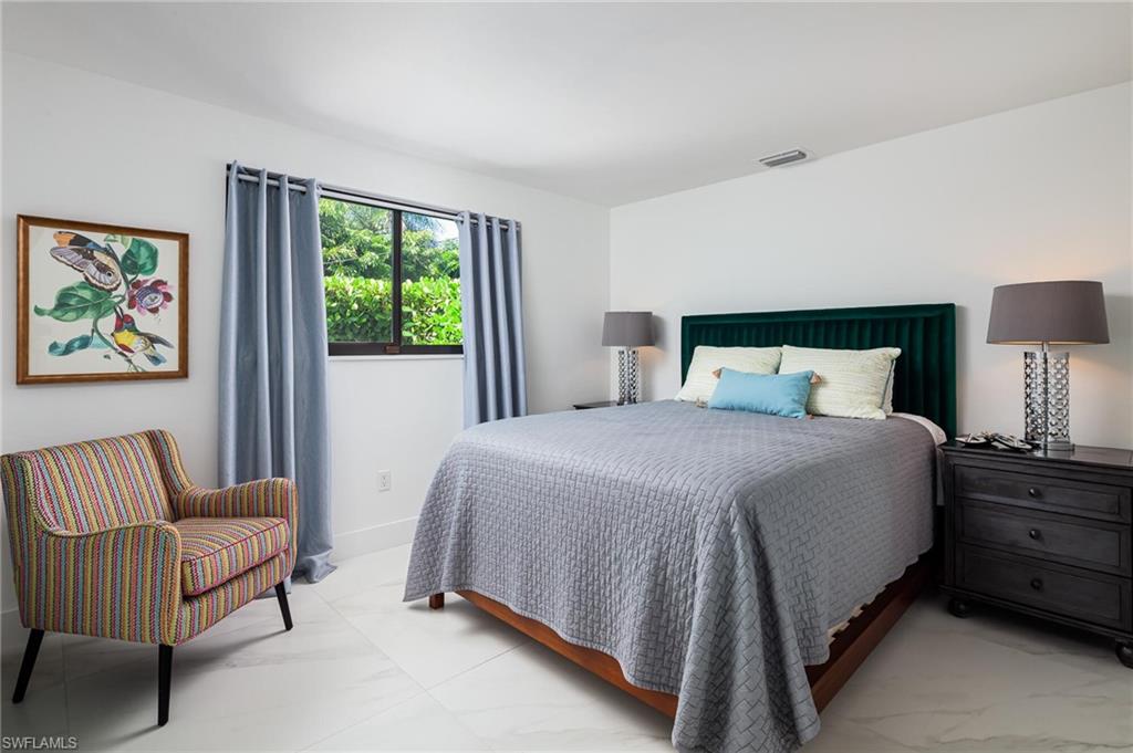 620 Carica Road Naples, FL 34108 - Photo 19 of 30