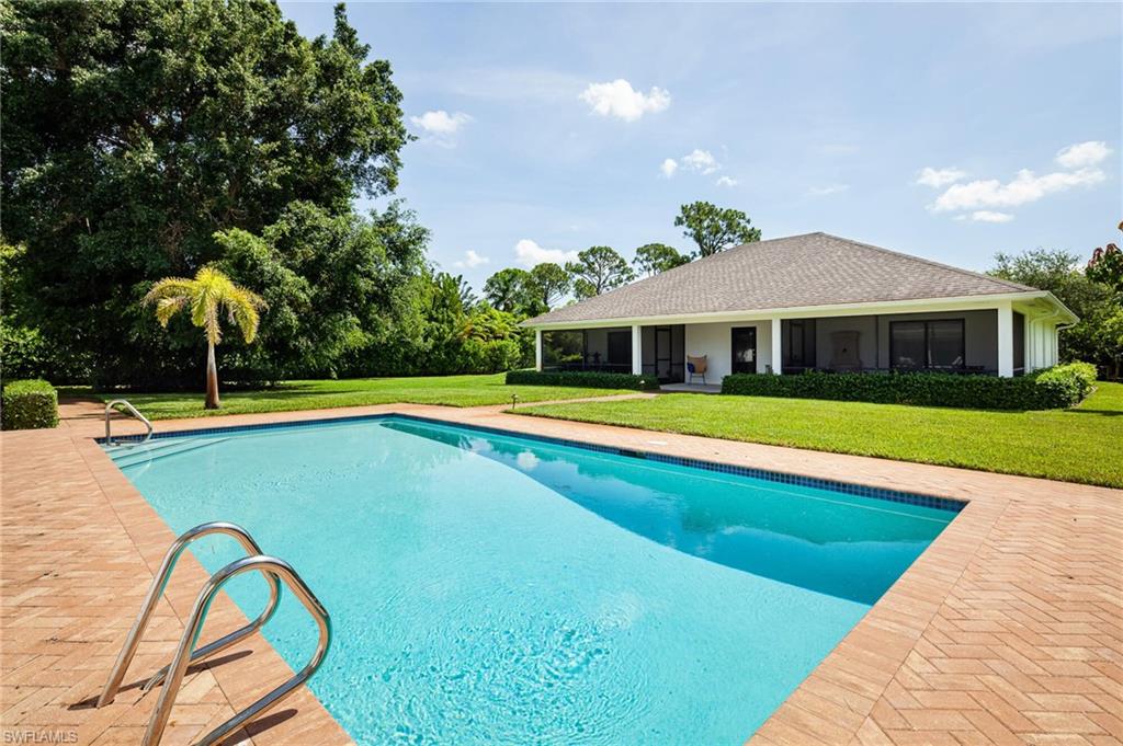 620 Carica Road Naples, FL 34108 - Photo 23 of 30