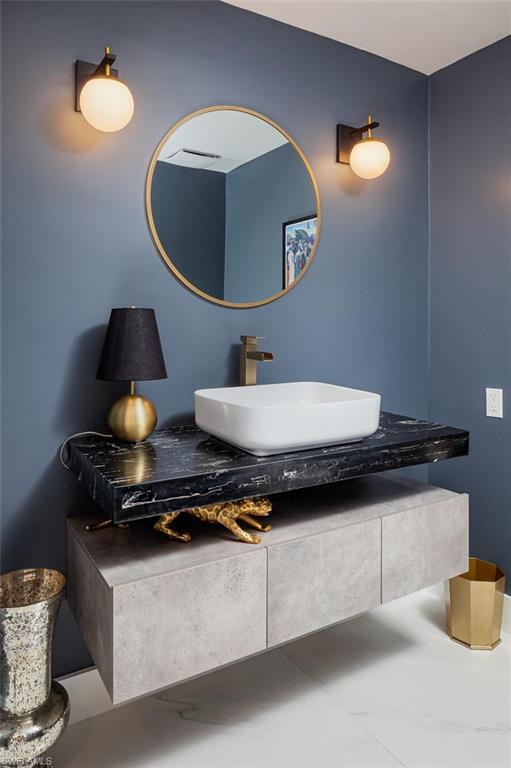 620 Carica Road Naples, FL 34108 - Photo 8 of 30