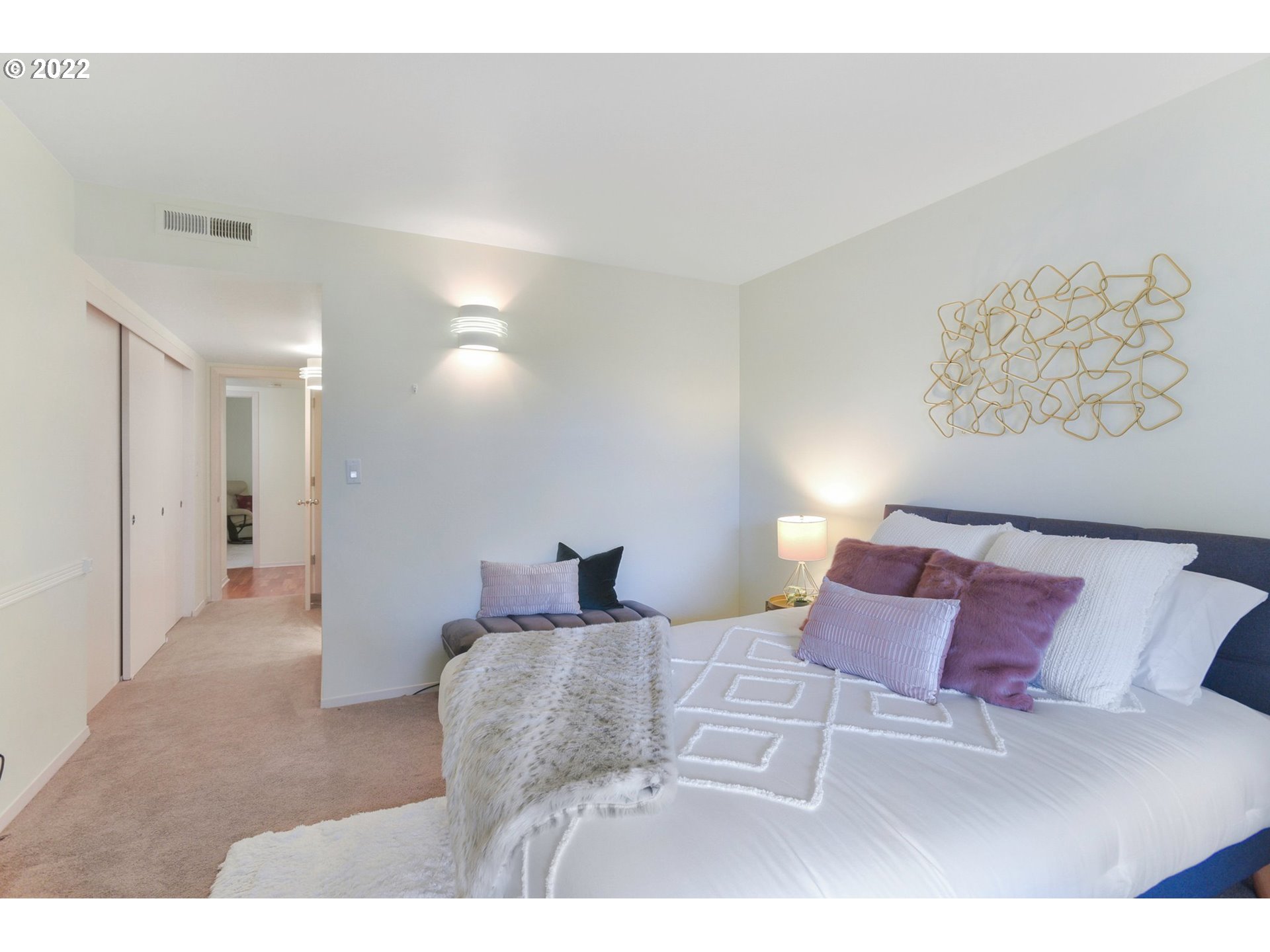6645 West Burnside Road, Unit 541 Portland, OR 97225 - Photo 16 of 32 Bedroom, Primary