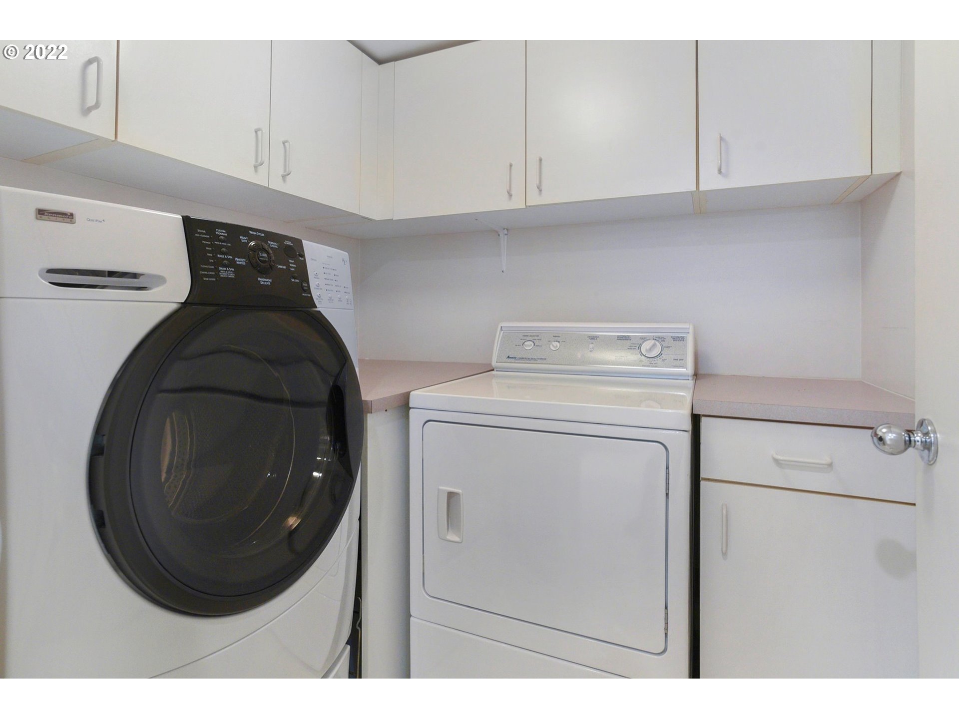 6645 West Burnside Road, Unit 541 Portland, OR 97225 - Photo 21 of 32 Gallery Image 21