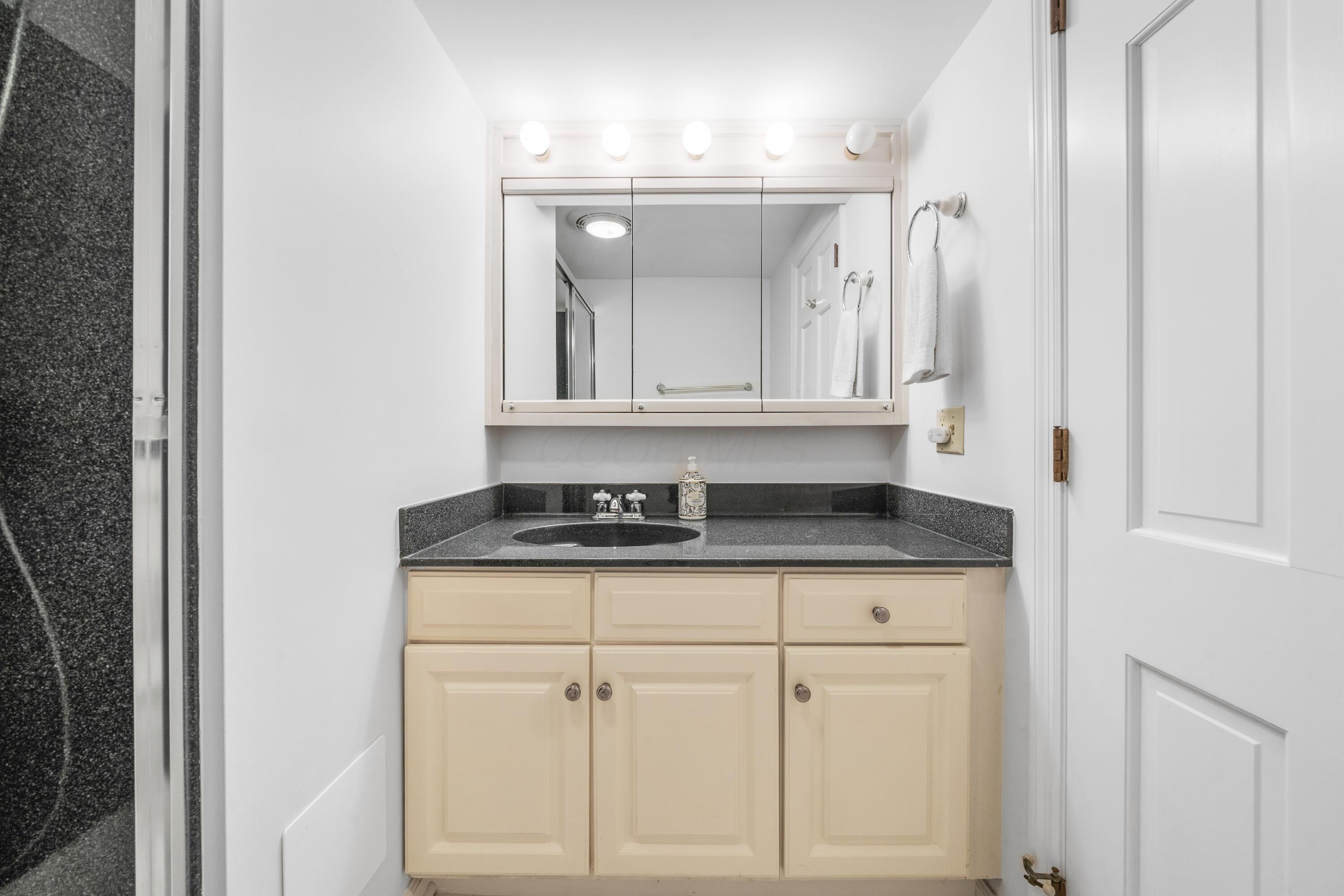 2188 Bryden Road Columbus, OH 43209 - Photo 46 of 76 DSC09918