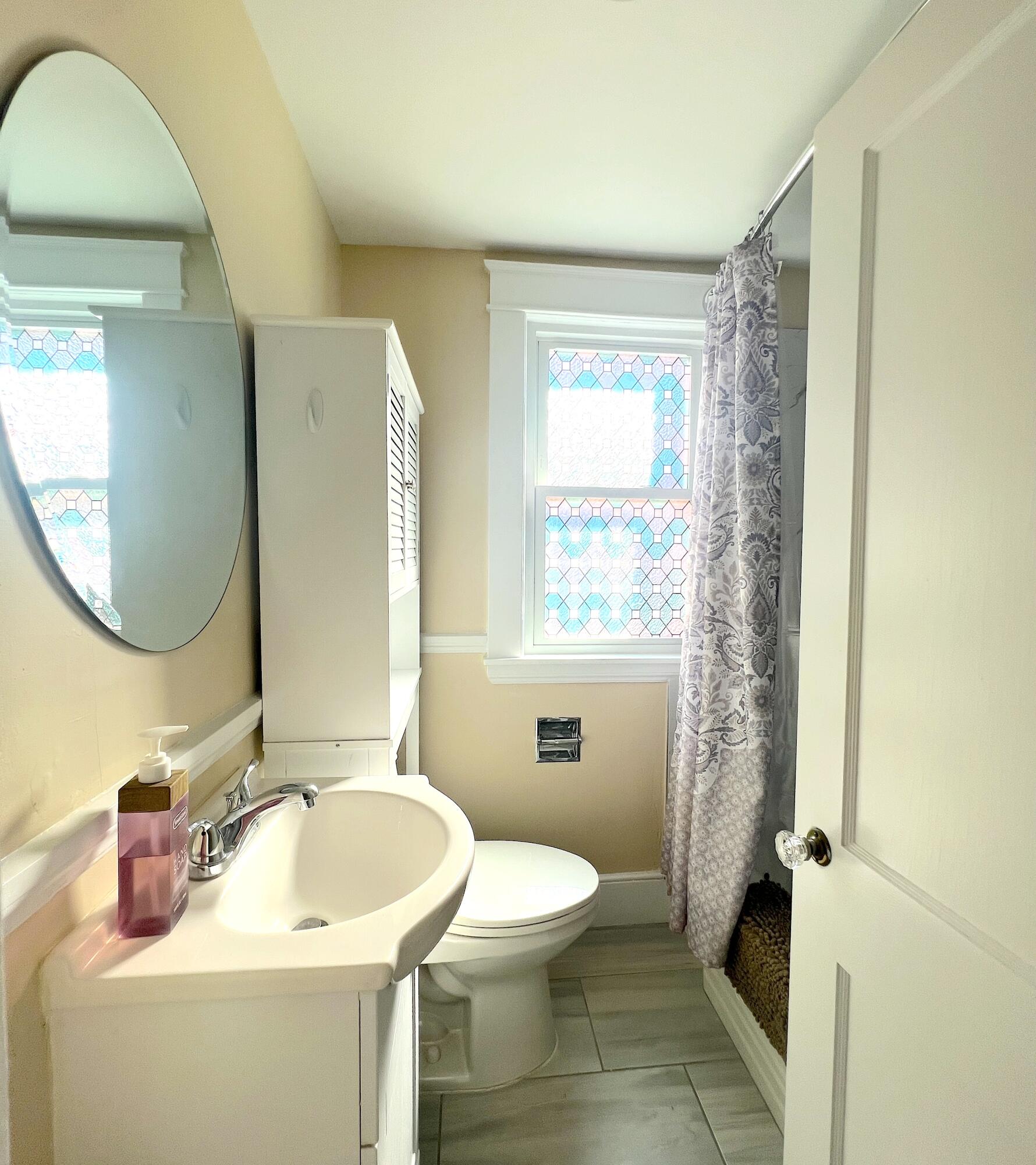 21 Dow Street, Unit 4 Portland, ME 04102 - Photo 4 of 13 Unit 4 bath1