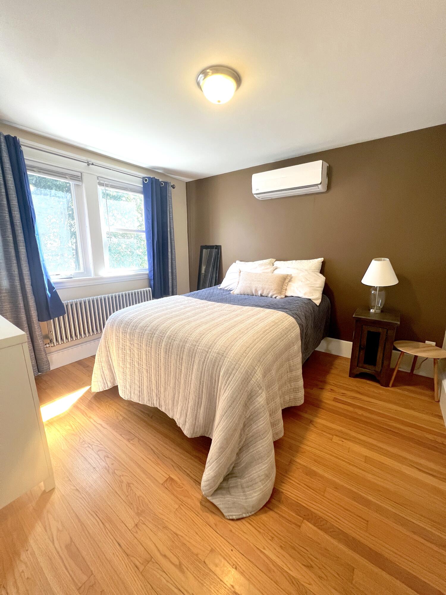 21 Dow Street, Unit 4 Portland, ME 04102 - Photo 6 of 13 Unit 4 bed1