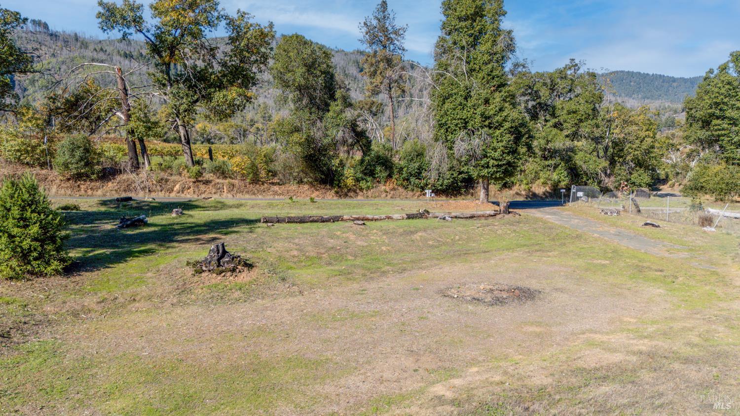 12947 Tomki Road Redwood Valley, CA 95470 - Photo 4 of 11