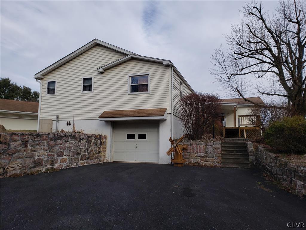 2714 Windy Road Orefield, PA 18069 - Photo 3 of 16 Side of Home