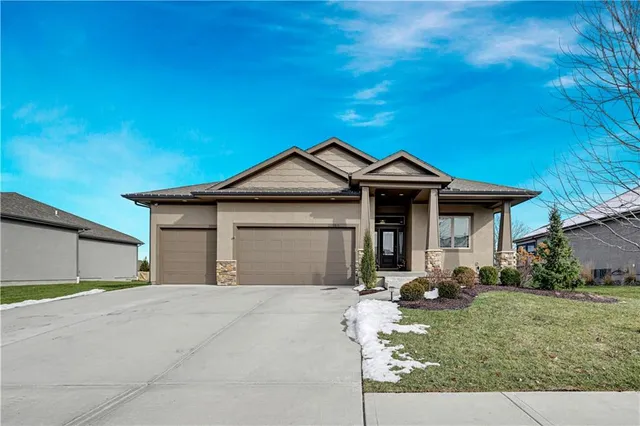 $649,950 | 25064 West 112th Terrace, Olathe, KS 66061