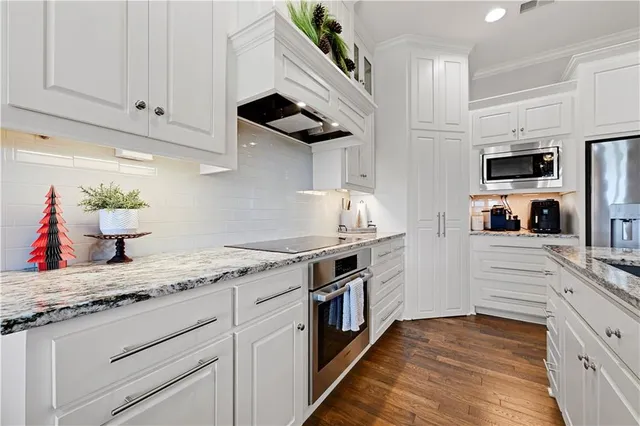 $649,950 | 25064 West 112th Terrace, Olathe, KS 66061