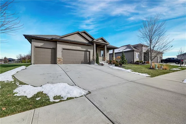 $649,950 | 25064 West 112th Terrace, Olathe, KS 66061