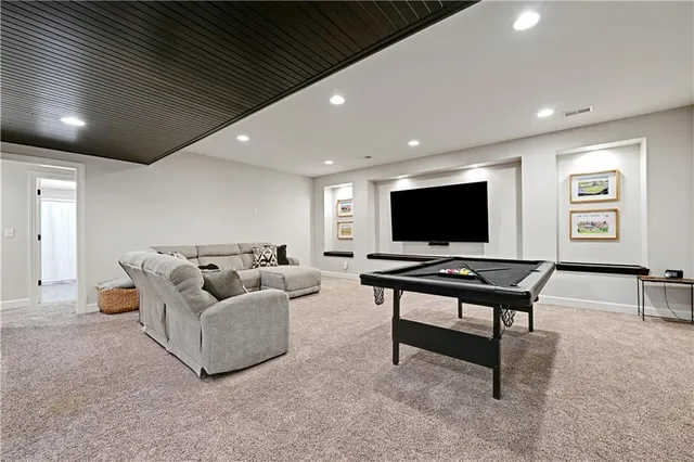 $649,950 | 25064 West 112th Terrace, Olathe, KS 66061