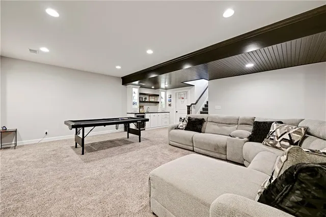 $649,950 | 25064 West 112th Terrace, Olathe, KS 66061