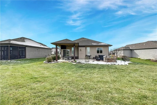$649,950 | 25064 West 112th Terrace, Olathe, KS 66061