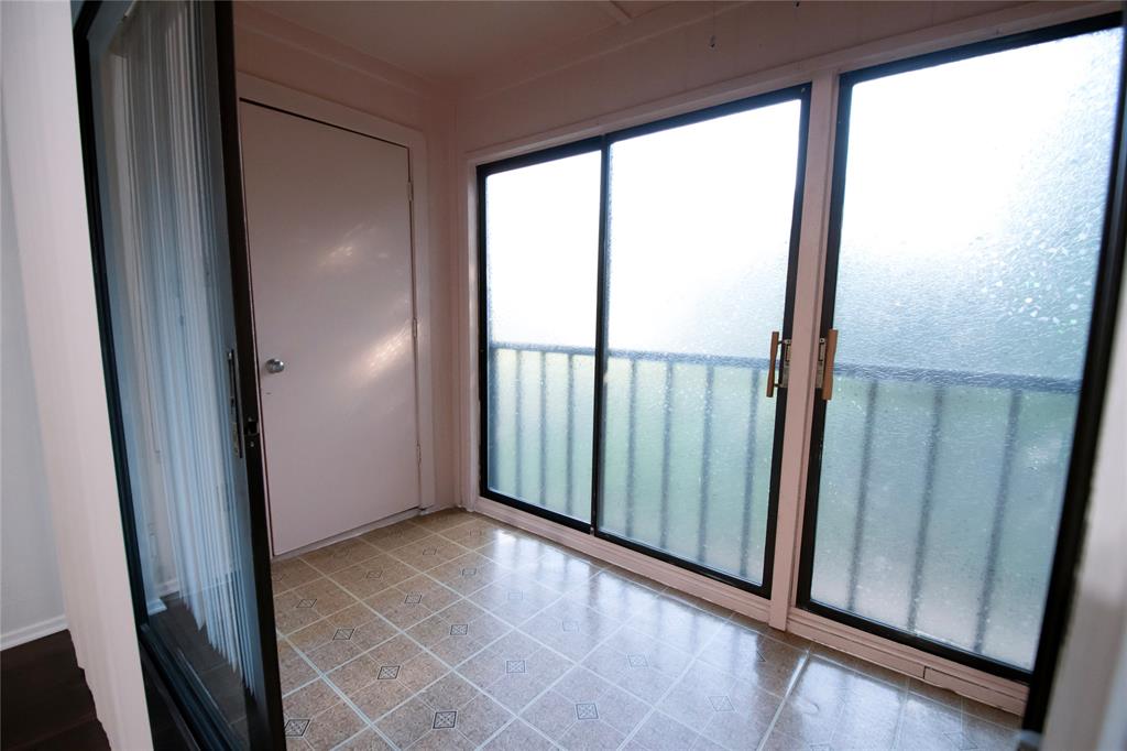 11460 Audelia Road, Unit 272 Dallas, TX 75243 - Photo 12 of 27 a view of a window in an empty room