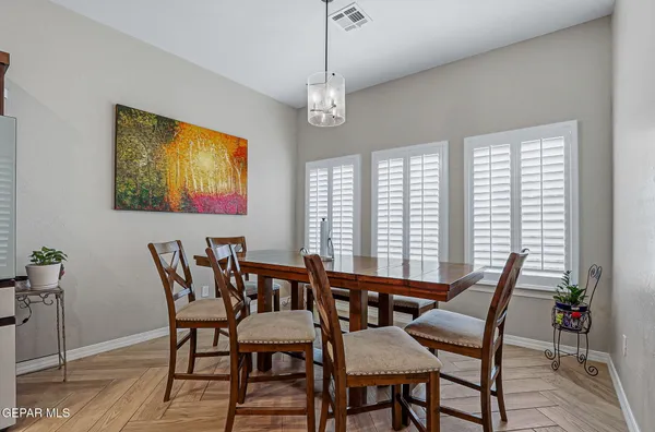 $498,950 | 672 La Entrada Circle, Sunland Park, NM 88063