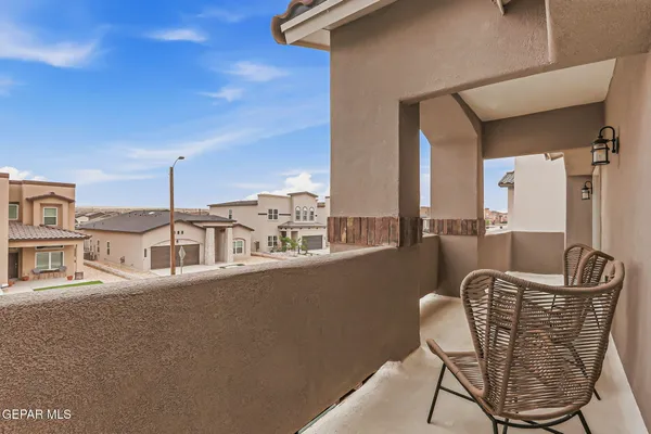 $498,950 | 672 La Entrada Circle, Sunland Park, NM 88063