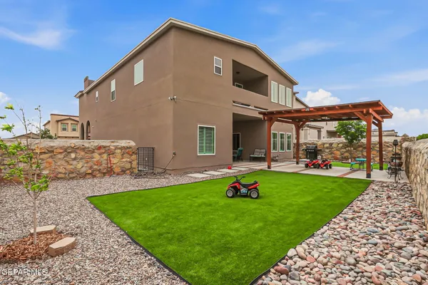 $498,950 | 672 La Entrada Circle, Sunland Park, NM 88063