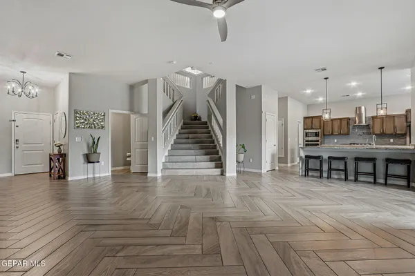 $498,950 | 672 La Entrada Circle, Sunland Park, NM 88063