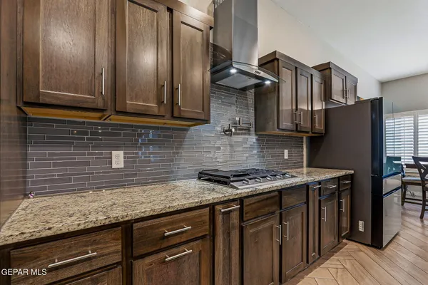 $498,950 | 672 La Entrada Circle, Sunland Park, NM 88063