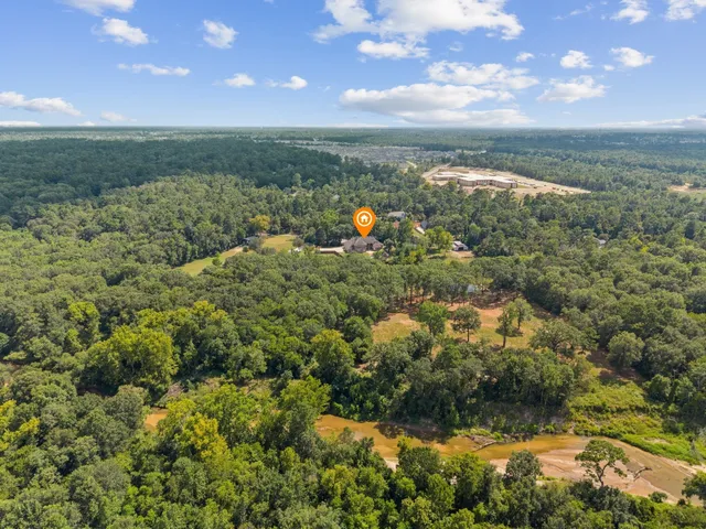 a view of a lake from a yard