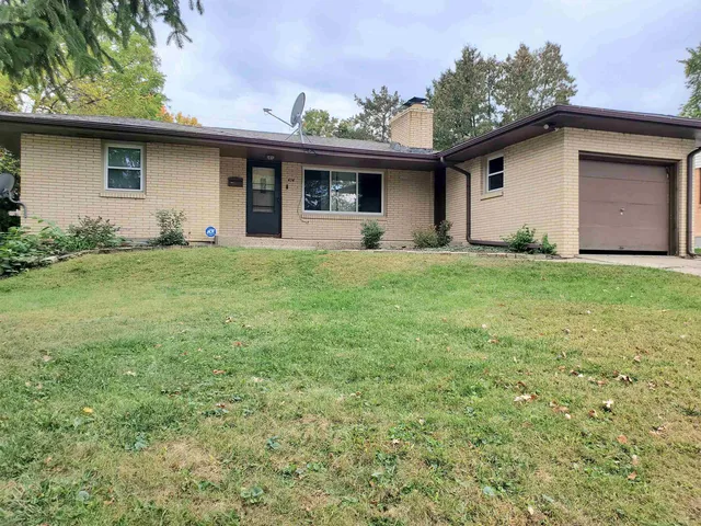 $184,900 | 414 Hilton Avenue, Rockford, IL 61107