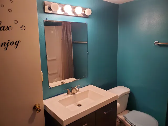 $184,900 | 414 Hilton Avenue, Rockford, IL 61107