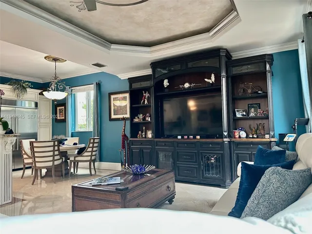 $2,195,000 | 7851 Northwest 166th Terrace, Miami Lakes, FL 33016