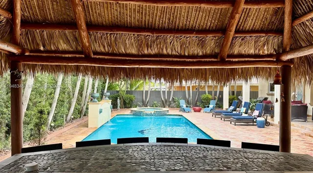 $2,195,000 | 7851 Northwest 166th Terrace, Miami Lakes, FL 33016