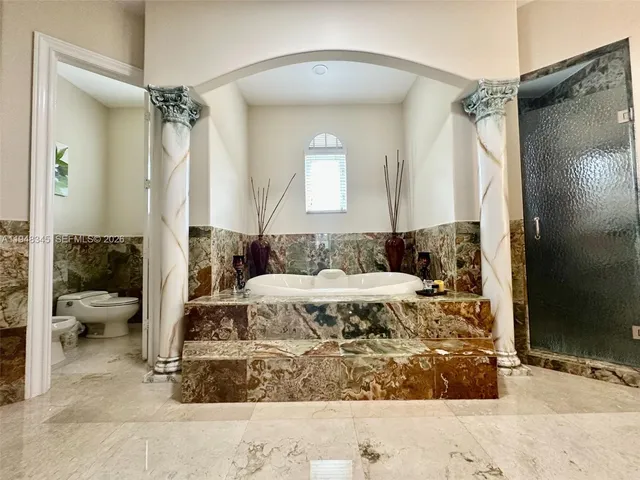 $2,195,000 | 7851 Northwest 166th Terrace, Miami Lakes, FL 33016