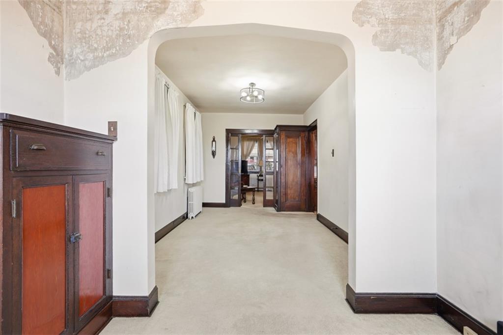205 Clover Street Pittsburgh, PA 15210 - Photo 14 of 49