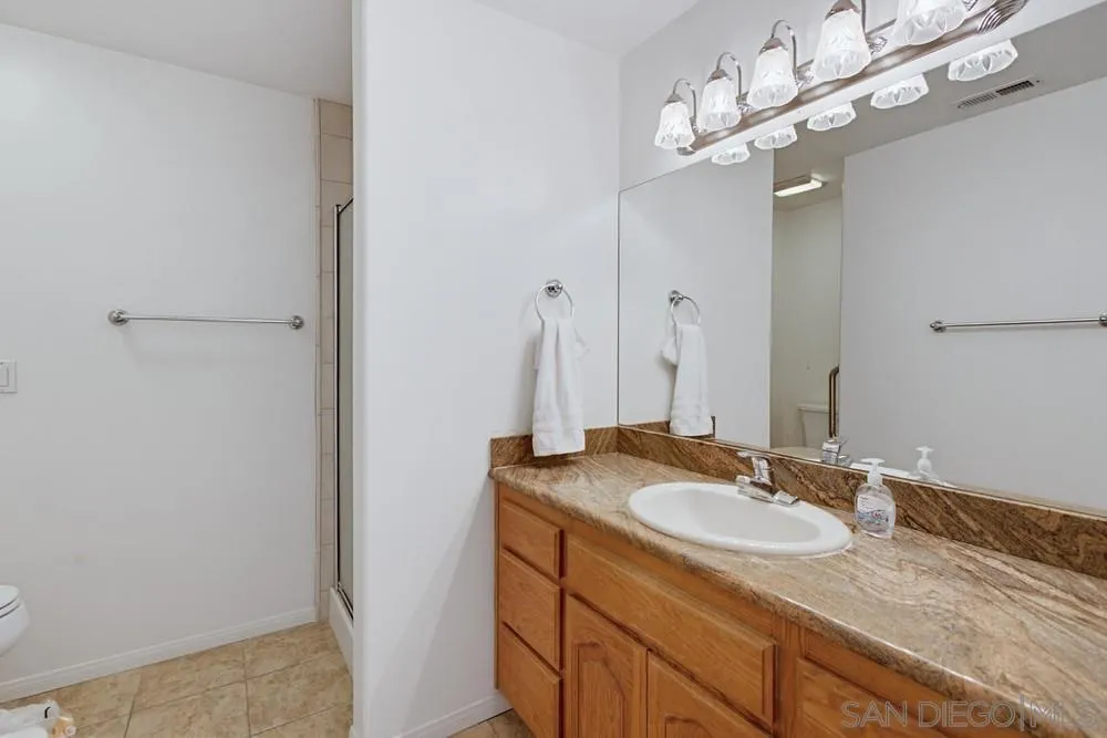 171 Dawn View Way El Cajon, CA 92021 - Photo 37 of 75