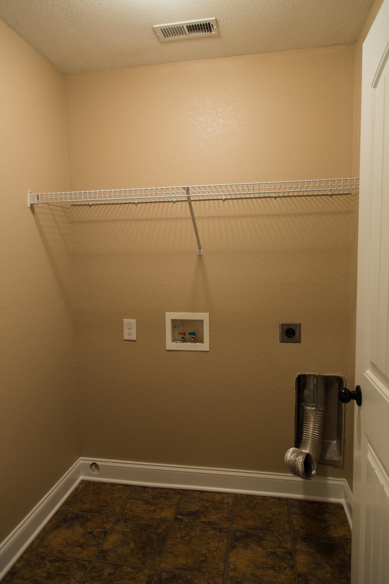 7652 Applecross Road Corryton, TN 37721 - Photo 13 of 15 JennBrownPhoto-0008
