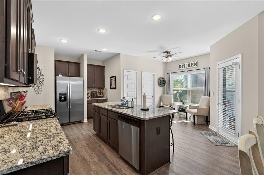 205 Creek View Place Canton, GA 30114 - Photo 17 of 54