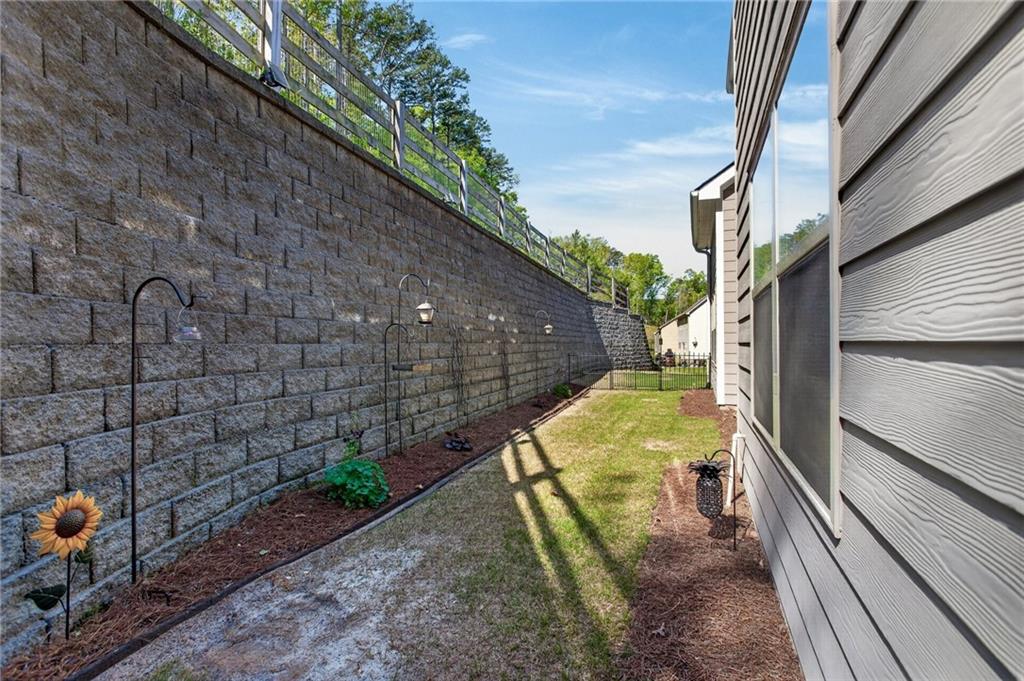 205 Creek View Place Canton, GA 30114 - Photo 22 of 54