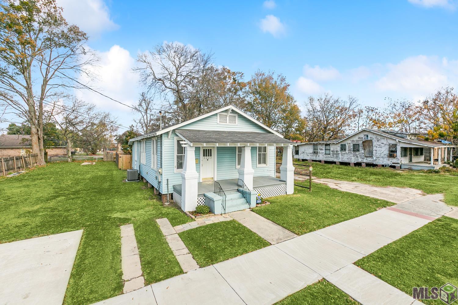 1223 Convention Street Baton Rouge, LA 70802 - Photo 2 of 16