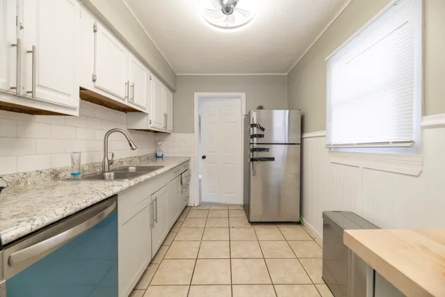 $159,900 | 209 Wallace Avenue, Kalamazoo, MI 49048