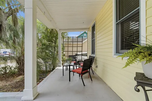 $339,500 | 318 Colonial Court, DeLand, FL 32720
