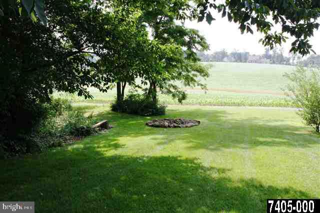 13186 Frank Road New Freedom, PA 17349 - Photo 11 of 25 Gallery Image 11