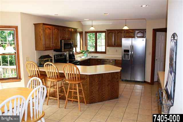 13186 Frank Road New Freedom, PA 17349 - Photo 12 of 25 Gallery Image 12